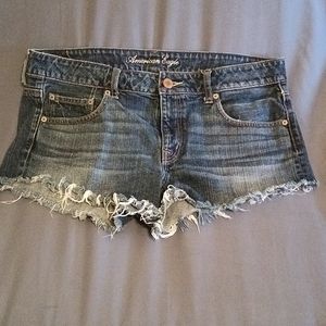 American Eagle size 14 shorts